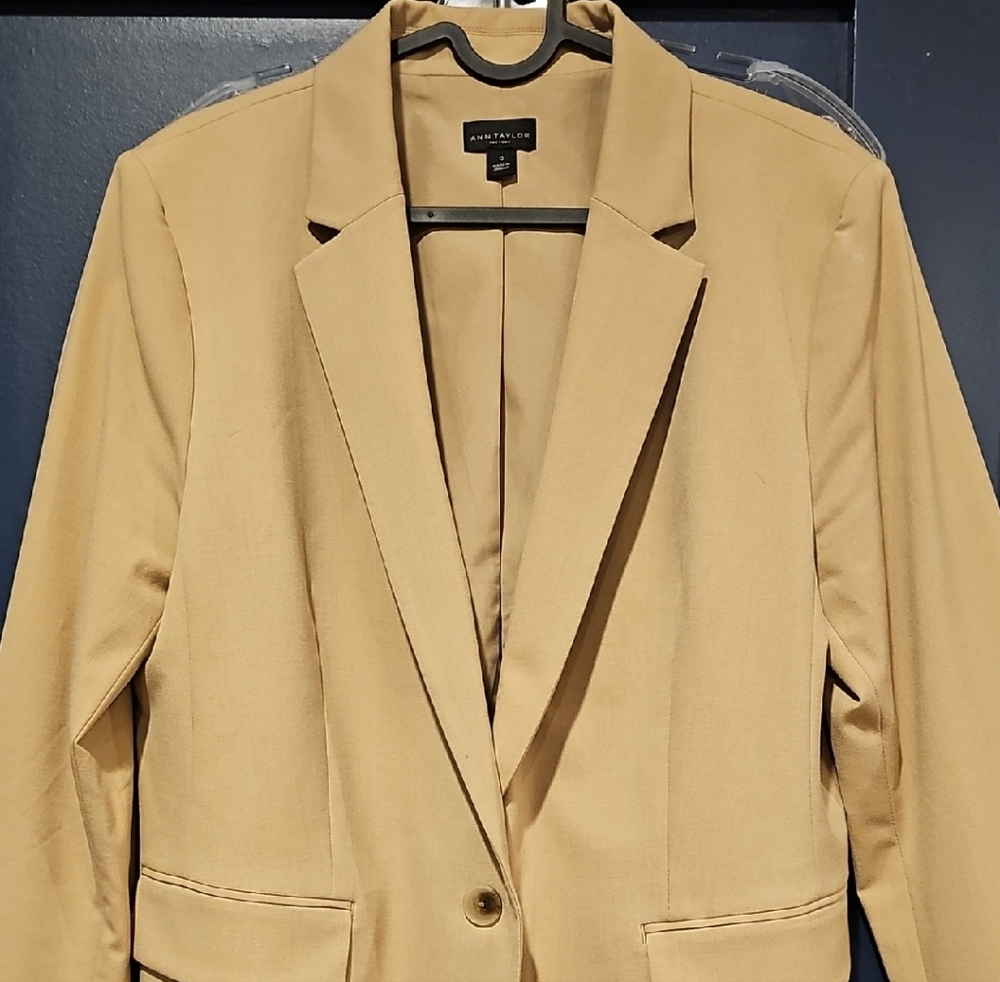 Ann Taylor Camel Women's Suit Jacket